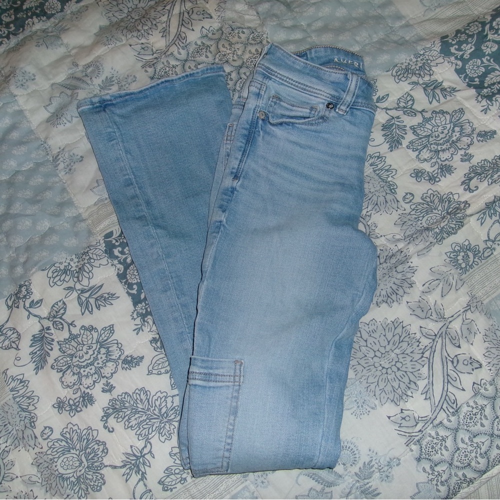 American Eagle Low-Rise Bootcut Jeans